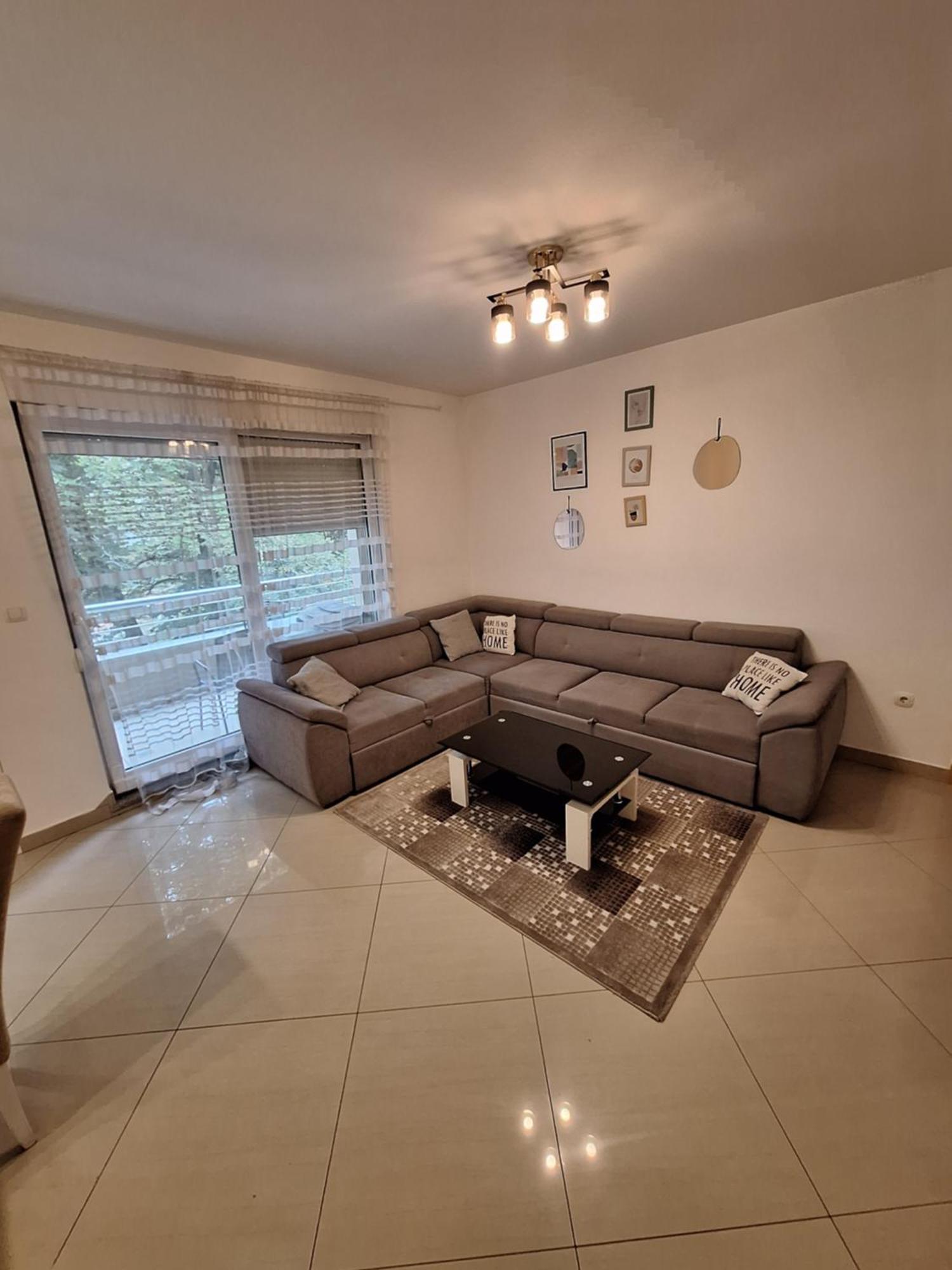 Apartment Enjoy Free Private Parking Mostar Luaran gambar