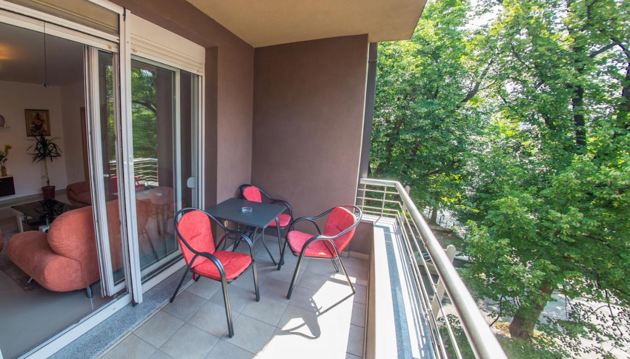 Apartment Enjoy Free Private Parking Mostar Luaran gambar